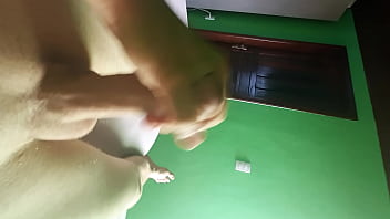 Preview 3 of Bbw Dick - Novinho gozando cdzinha e trans entrar em contato