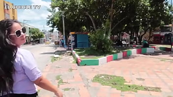 Preview 3 of Saba Qamar Xexy Video - El famoso parque de los enamorados de la ciudad de Barranquilla sitios emblem&aacute_ticos.