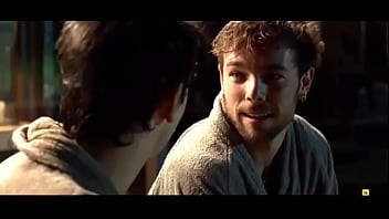Preview 1 of Zenza Raggi Italian - Carlos Guevas and Pablo Capuz gay kiss from Merli Sapere Aude | gaylavida.com