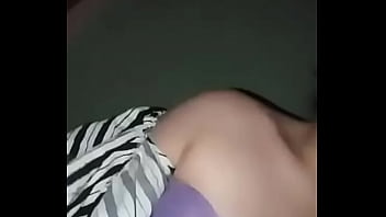 Preview 2 of Ellie Idoll - Puta me quiere calentar