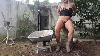 Preview 3 of Russian Bbw Porno - Quem gosta de mulher macho sim senhor ?