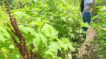 Preview 1 of Malay Zb Porn - Sexy desi beb got huge Cumshot in the Woods!!!