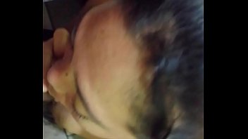 Preview 1 of Big Tits Nabe - Oral en el ba&ntilde_o