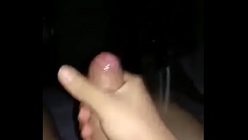 Preview 4 of Xxxfrist Time Videos - Flayte hetero de grindr enga&ntilde_ado se corre una paja