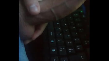 Preview 2 of Sex In School Bas - Gostoso de 18 anos se exibindo na c&acirc_mera