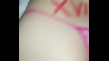 Preview 2 of Mom On Public - V&iacute_deo de verificaci&oacute_n
