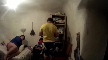 Preview 1 of Puta De Rojoxxx - Cortando las uñas de los pies y disfrutando de sus pies para follar. Fetiche de pies. Una gorda y sus pies junto a su novio. Menudo morbo