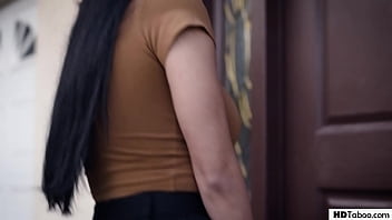 Preview 1 of Xnxx Vidose - Sick Boss Fucks The Vulnerable Maid Arayana Amatista