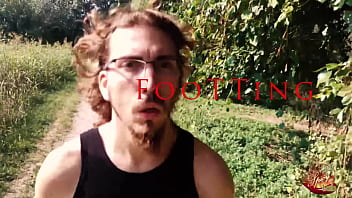 Preview 2 of Son Raq 3gp - Giovane Tettona soccorsa al parco mentre corre poi scopata privatamente (Trailer con Bianka Blue e Gothic)