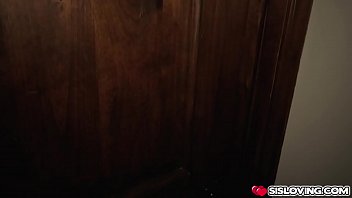 Preview 1 of Very Sexy Mom Sex Movies - Daphne Dare grabs her stepbrothers meat and suck it deep