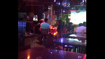Preview 3 of Karasma Kapur Xxxxx Video - Casada Mostrando a Calcinha no Bar