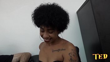 Preview 1 of 15 Yars Xxx Hindi 3gp - A mulata Aniaty Barboza tenta tomar coragem para fuder com o dotado - Ricardo Scorpion