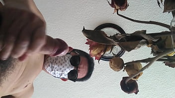 Preview 4 of Grandma Fat Lesbians - Venida de un maduro