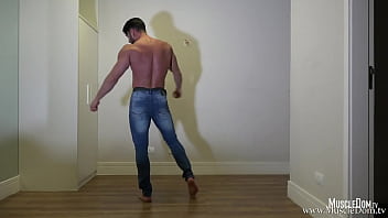 Preview 1 of Indian Aunty At Naity - Bodybuilder muscle worship
