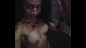Preview 1 of Woman Mall - V&iacute_deo de verifica&ccedil_&atilde_o