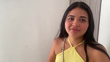 Preview 2 of Porn Movei Download - Hermosa mujer se va follar con un desconocido porque el novio la dej&oacute_ sola en una carretera nacional