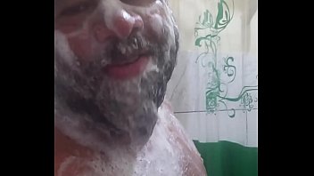 Preview 4 of On The Nerd Brazzer - Banho de Urso