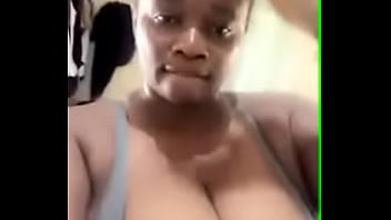 Preview 3 of Supar Hit Xxx Vidos - Nigeria lady with big boob&#039_s