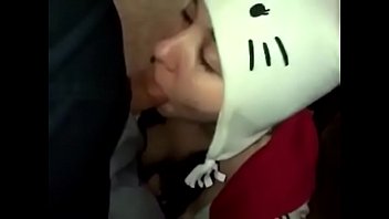 Preview 4 of Tarzan Cartoon Movie Xxx - Me la mama la chica hello kitty