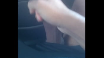 Preview 3 of Big Booty Dress - Me masturbei no carro pensando num gordinho