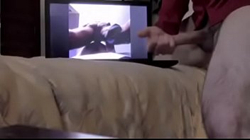 Preview 3 of Sex Videos Perfectgirls - Deep Voice Daddy Returns with another Cum Tribute to Bootiebandit
