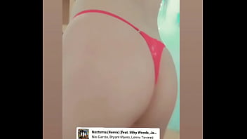 Preview 2 of Spa Her Mom - Argentina bailando en tanga