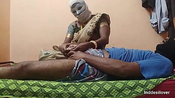 Preview 4 of Rajvap Xvidio - माँ की चिकनी चूत मेरा लम्बा लंड खा गयी