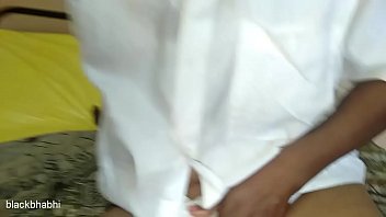 Preview 1 of Twinik Gay - मेरी चूत में केले वाले का लिंग
