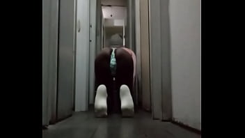 Preview 2 of Anal Dirty Pooping - Cdzinha nas cabines.