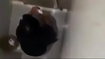 Preview 2 of Big Cock Black And Black - Pendejito no me quiso chupar la verga en el gloryhole