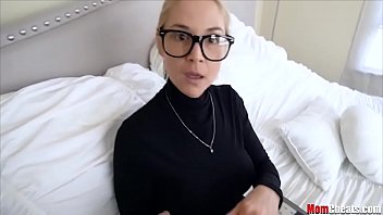 Preview 1 of Ponografy Pumping Girls Vidios - Nerd Hot step Mother Fucks - Sarah Vandella