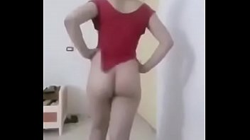 Preview 1 of Denmarka Maaturbandose En Cuatro - عرض فاجر لشرموطه عربيه بزاز كبيرة