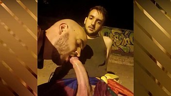Preview 4 of Indian Sex Video Padosan - Sexo durante el orgullo de Sevilla