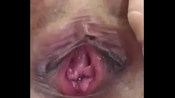 Preview 1 of Girls Licking Boys Armpit - Mbbg 42 tuoi xoa lon