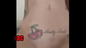 Preview 3 of Holly Wood And J Mac - Loira coroa cavalgando gostoso na pica do Mike In Bc Syang Porno