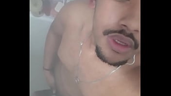 Preview 2 of Being Lonely - Caiu na net batendo uma