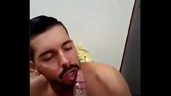 Preview 2 of Ww Xx Bf Videos - bebendo leitinho 1
