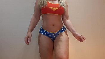 Preview 1 of Rape Osaka - Mulher maravilha nuazinha/  wonder woman nuazinha