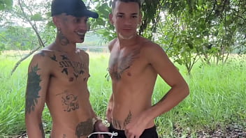 Preview 2 of Brazil Good - dois novinhos foram fumar no mato e acabaram fudendo sem camisinha