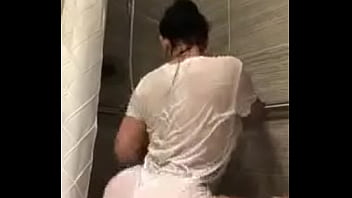 Preview 3 of Blocked Com Mom And Son - Thick and Sexy Latina b. Girl Twerking