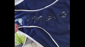 Preview 4 of Teen Ass Seduce - Corrida en bragas de mi mujer 120