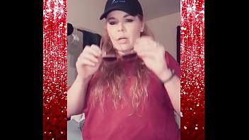 Preview 4 of Porn German Slaut - Getting ready to go to Walmart!!