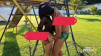 Preview 1 of Citose Sae - Novinha Lunna Real se Perde com Marmanjo Dotado Dj Jump em Passeio ao Parque completo no Red
