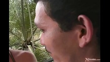 Preview 1 of Xxx Video 3 Mint - Paname&ntilde_a Estrella - Quiere culiar pero el marido est&aacute_ ocupado y ella se emputa
