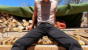 Preview 1 of Hindi Anushka Sen Xxx - New black jeans get soaked in my backyard
