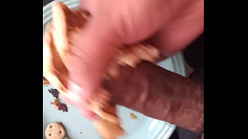 Preview 2 of Super Sneaky Porn Bruzzers - Masturbador