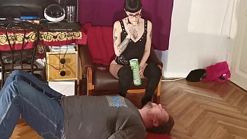 Preview 3 of Japan Sex Step - Slim goth domina feeding her slave mouth to mouth pt1 HD