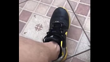 Preview 1 of Riley Evans Firefighter - Quem curte p&eacute_s a&iacute_?#malefeet #feetboy #masterfeet #boy #cashslave #masterslave #master #gayhot #findom #Rtalphas #humana...