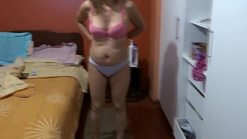 Preview 4 of Huge Azz Milf - ARDIENTES 69 - MY HOTWIFE SHOWING OFF HER TITS