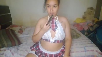 Preview 1 of Gangbang On The - GAROTA COLEGIAL SAFADINHA MANDA VIDEO SENSUAL PARA SEU PROFESSOR E ACABA VAZANDO NA NET,  OH N&Atilde_O!!! ESPERO QUE A CLASSE NAO FIQUE SABENDO